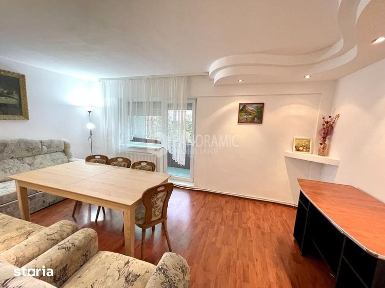 Apartament cu 3 camere decomandat în Micro 17