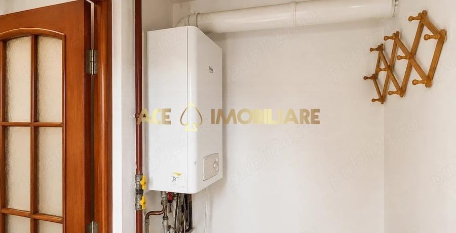 Apartament cu 3 camere semidecomandat, mobilat în Parcul Carol