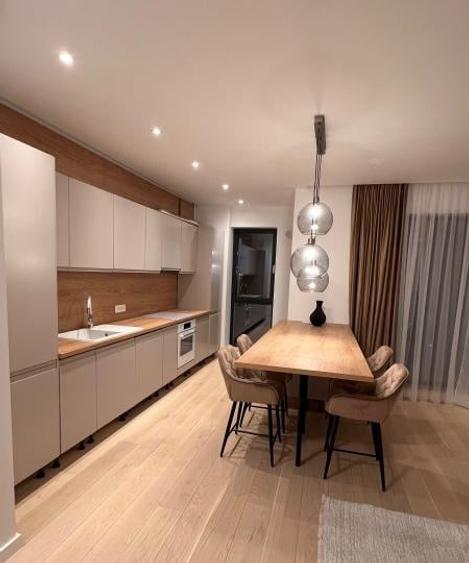 Apartament cu 2 camere semidecomandat, mobilat în Pipera