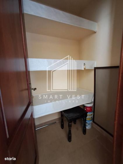 Apartament cu 3 camere semidecomandat în Central