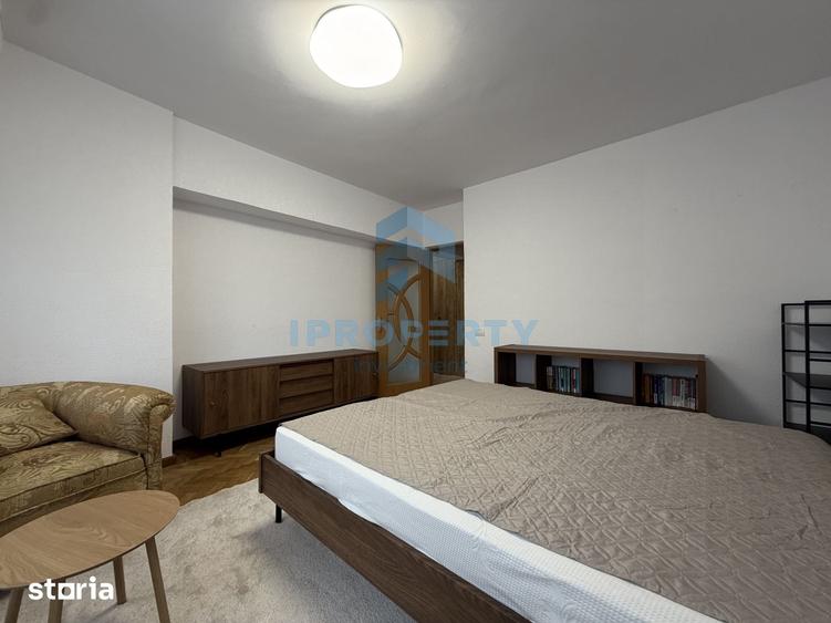 Apartament cu 3 camere decomandat, mobilat în Centrul Civic