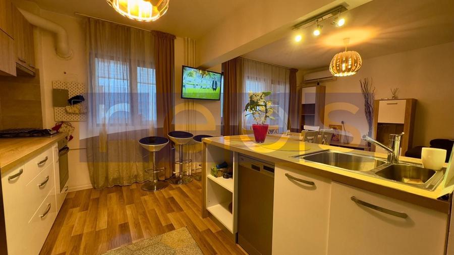 Apartament cu 4 camere decomandat, mobilat în Bucur Obor