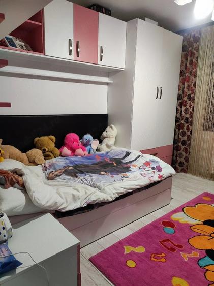 Apartament cu 4 camere decomandat în Obcini