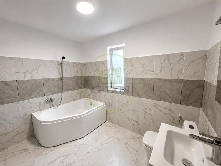 Casă individuală cu 5 camere cu Teren 500 Mp în Corbeanca