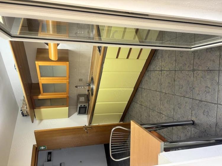 Apartament cu 3 camere în Unirii
