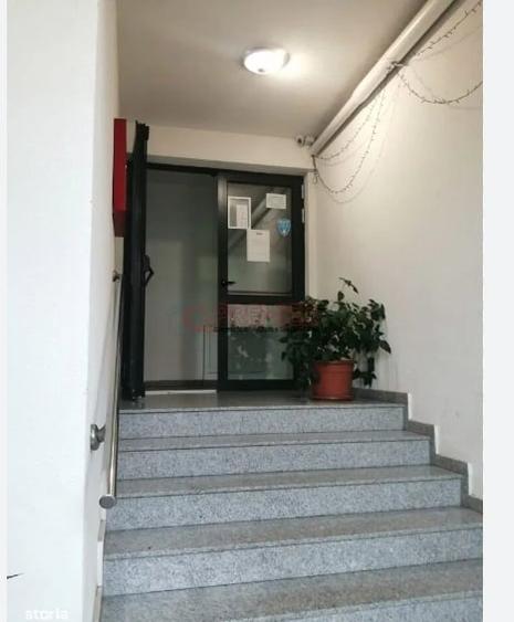 Apartament cu 2 camere decomandat în Olteniței