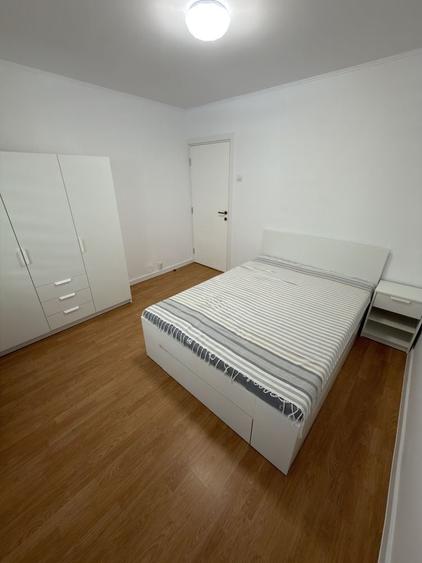 Apartament cu 3 camere decomandat în Lujerului