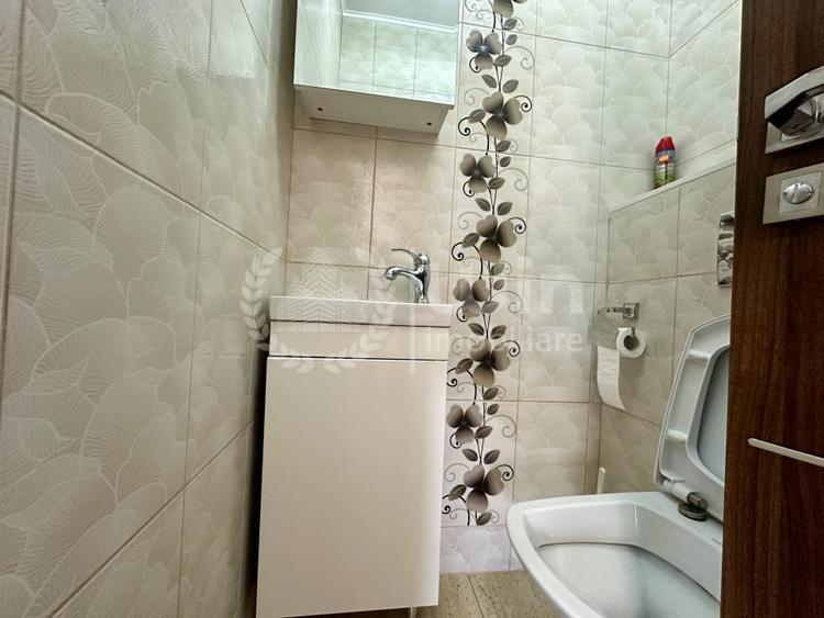 Apartament cu 3 camere semidecomandat, mobilat în Andrei Mureșanu