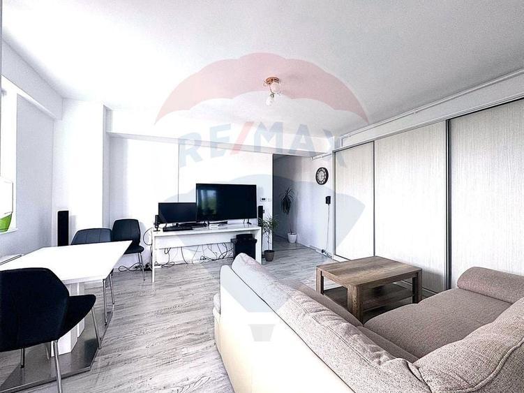 Apartament cu 2 camere decomandat, mobilat în Apusului