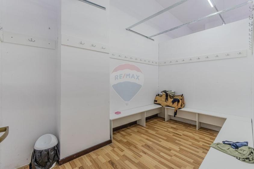 Spațiu comercial, de 170 mp, în Nord