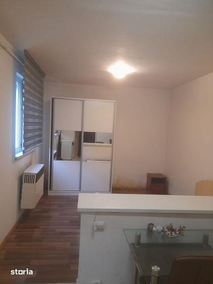 Ofer spre inchiriere - 2