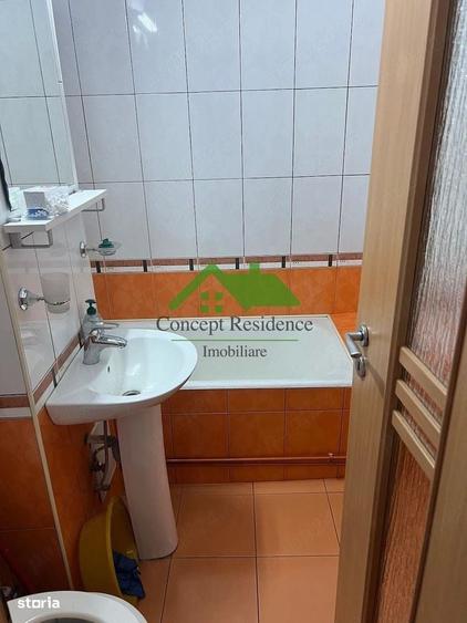 Garsonieră în Vest