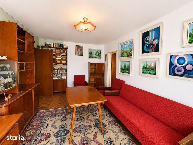 Apartament cu 3 camere semidecomandat în Tomis Mall