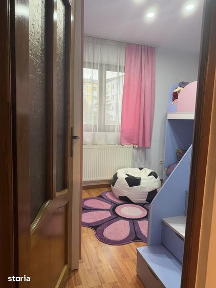 Apartament cu 3 camere în Central