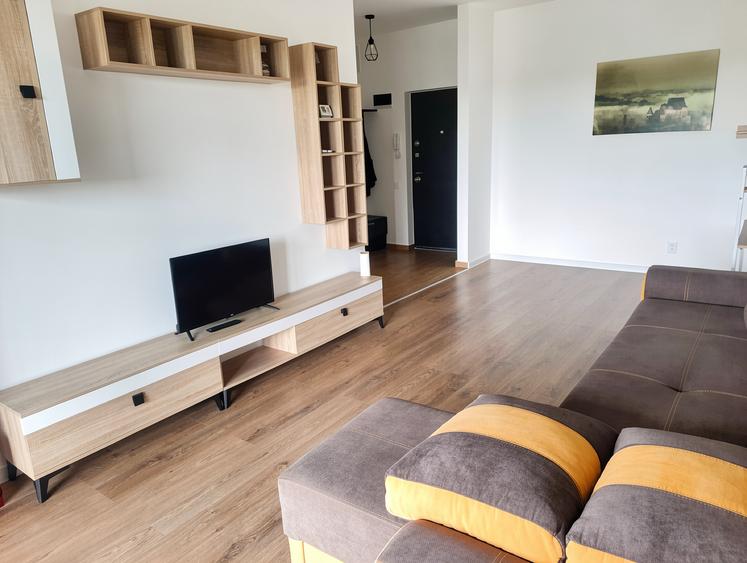 Apartament cu 2 camere decomandat în Mihai Bravu