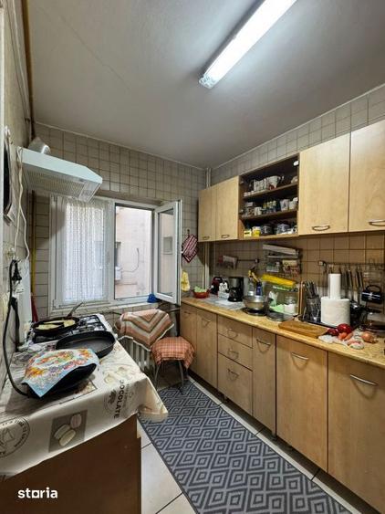 Apartament cu 3 camere decomandat, mobilat în Giurgiului