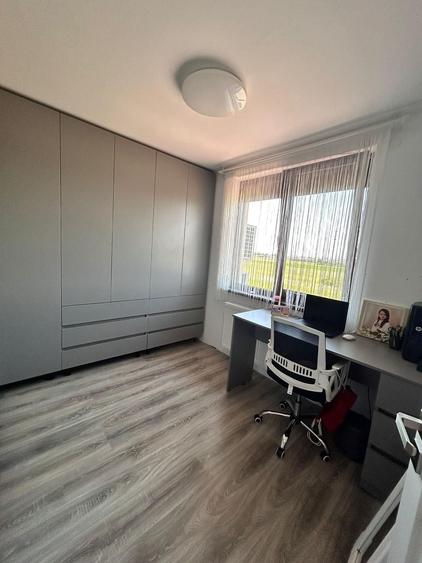 Casă cu 4 camere în Săsar