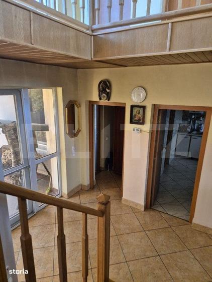 Casă cu 3 camere în Curteni