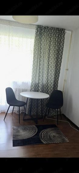 Inchiriez garsoniera , str Henri Coanda, langa Sectia 3 Politie, et .3, complet utilata, AC- pret 1 - 1