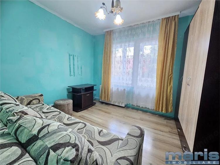 Apartament cu 4 camere în Tudor Vladimirescu