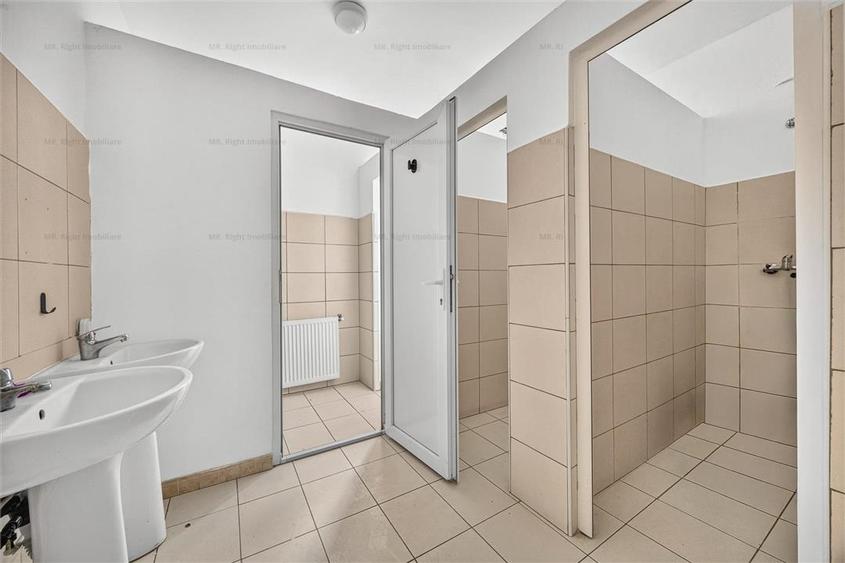 Spațiu comercial, de 537.65002441406 mp, în Vlahuță