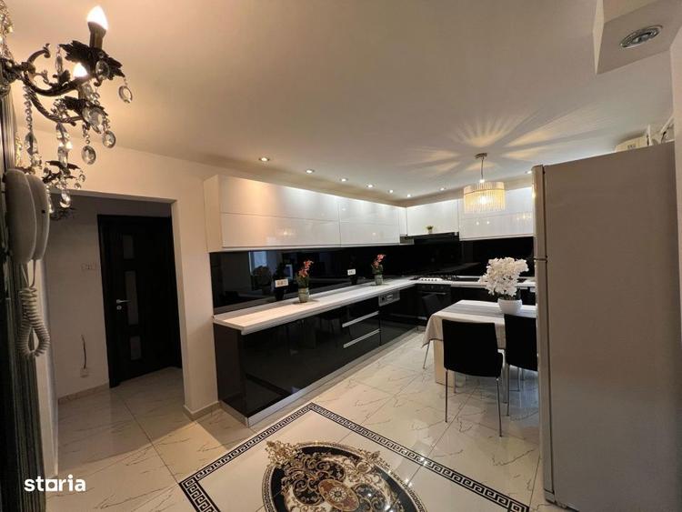 Apartament cu 3 camere semidecomandat, mobilat în Pantelimon