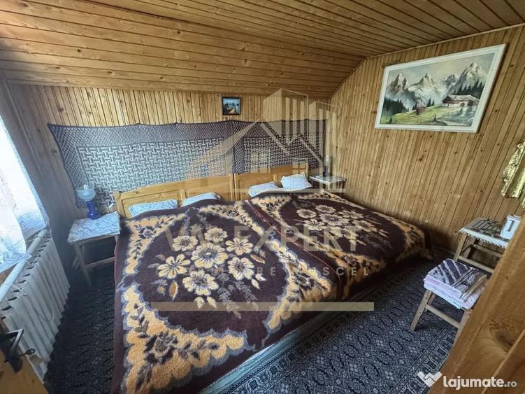 Casă cu 11 camere cu Teren 893 Mp în Lerești