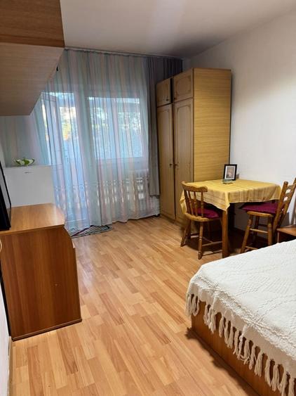 Garsonieră decomandată în Micălaca