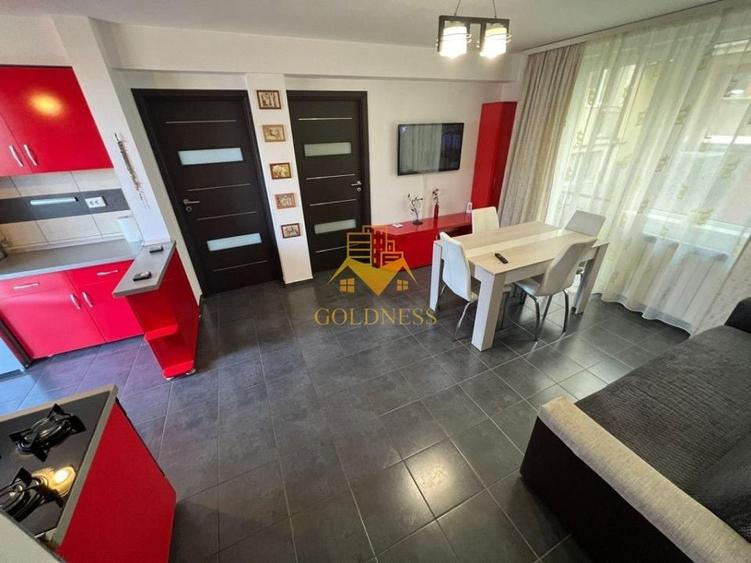 Apartament cu 3 camere semidecomandat, mobilat în Bună Ziua