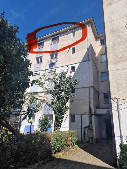 Apartament cu 2 camere nedecomandat în Central