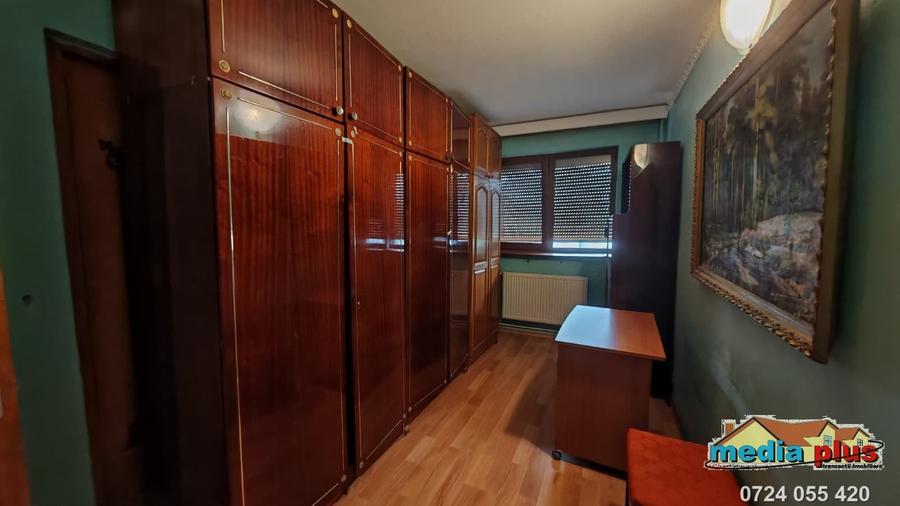 Apartament cu 3 camere decomandat în Micro 39