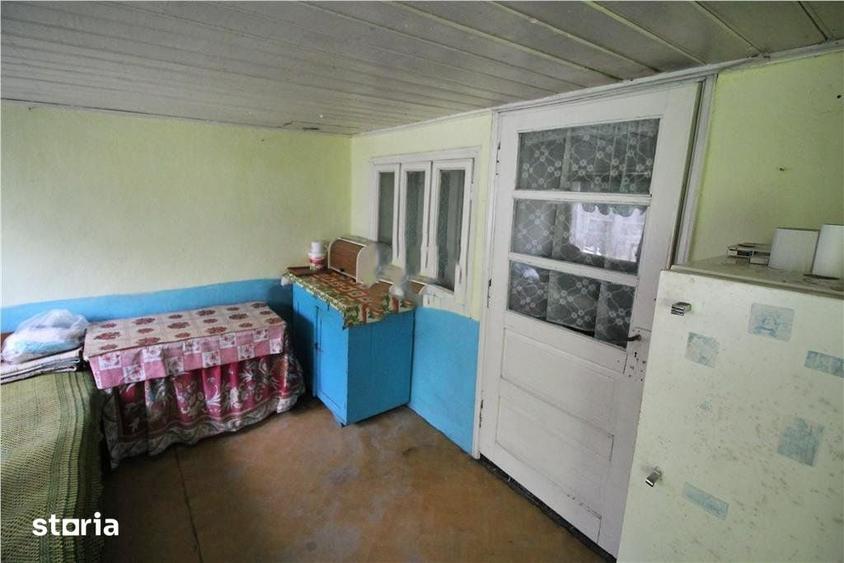 Casă cu 3 camere cu Teren 3700 Mp în Comarna