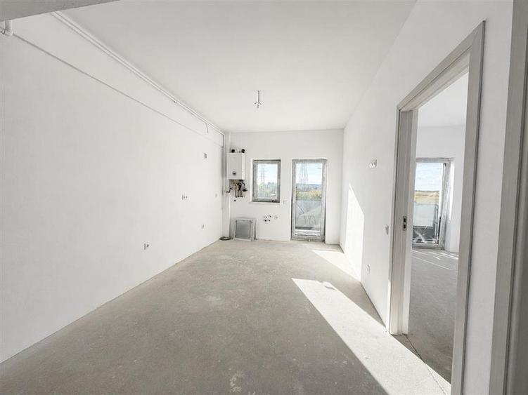 Apartament cu 3 camere decomandat în Turnișor