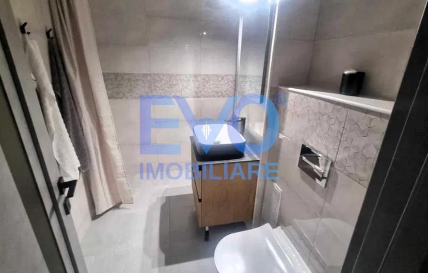 Apartament cu 2 camere decomandat în Nicolina