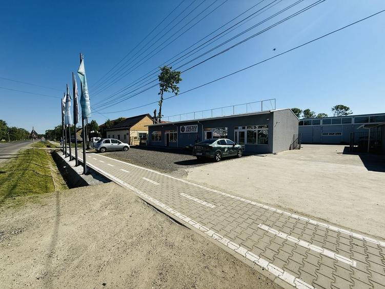 Spațiu comercial, de 234 mp, în Sacoșu Turcesc
