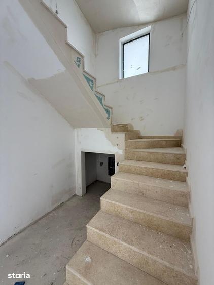 Casă cu 4 camere cu Teren 250 Mp în Ghencea