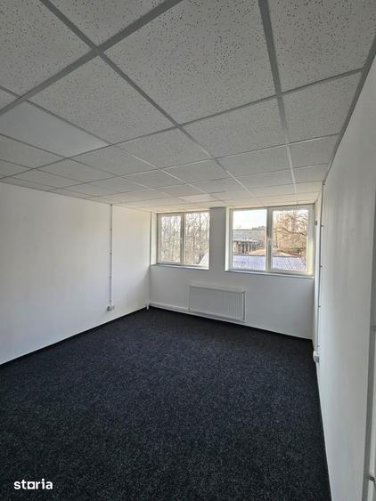 Spațiu comercial, de 33 mp, în Regie