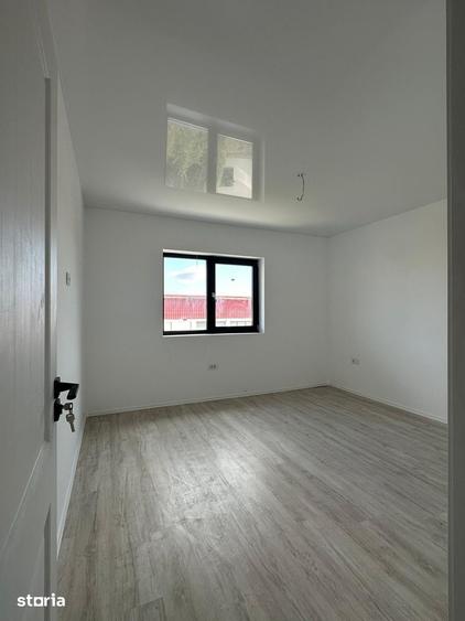 Apartament cu 2 camere nedecomandat în Podul de Piatră
