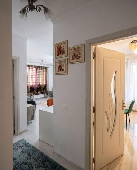 Apartament cu 2 camere semidecomandat în Între Lacuri