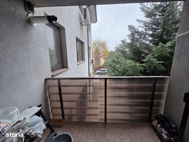 Apartament cu 2 camere semidecomandat, mobilat în Dobroești