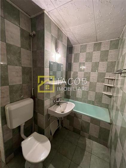 Apartament cu 2 camere decomandat în Central