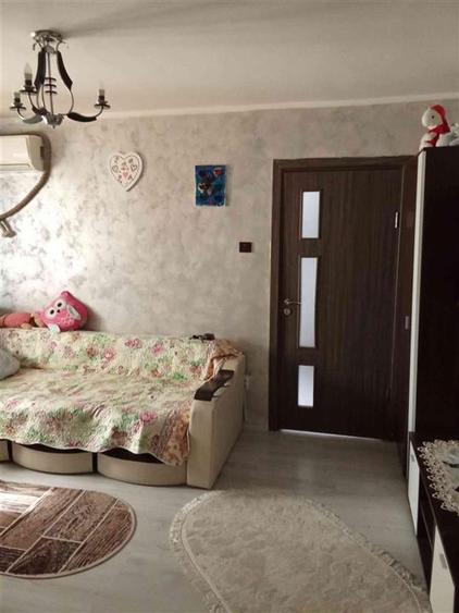 Apartament cu 2 camere semidecomandat în Viziru 3