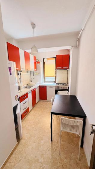 Apartament cu 2 camere decomandat în Militari