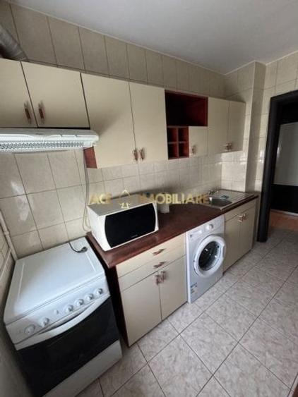 Apartament cu 2 camere decomandat, mobilat în Baba Novac