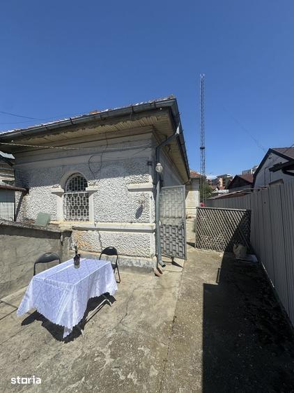 Casă cu 3 camere cu Teren 358 Mp în Central