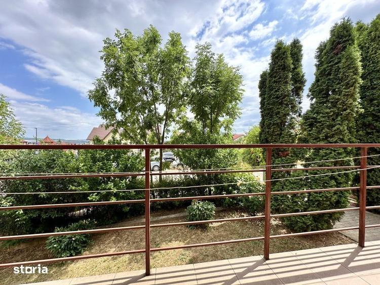 Apartament cu 3 camere, mobilat în Zorilor