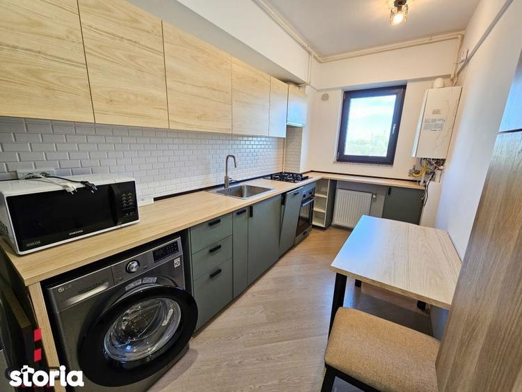 Apartament cu 3 camere decomandat, mobilat în Berceni