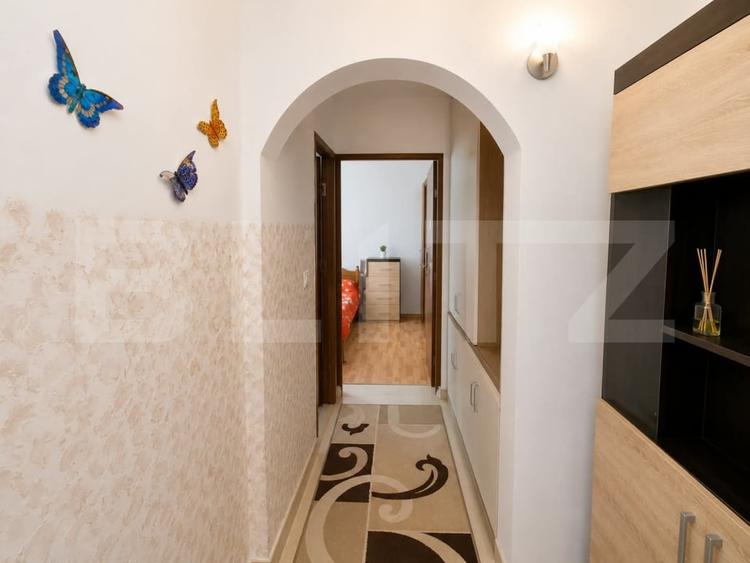 Apartament cu 2 camere decomandat, mobilat în Nicolina