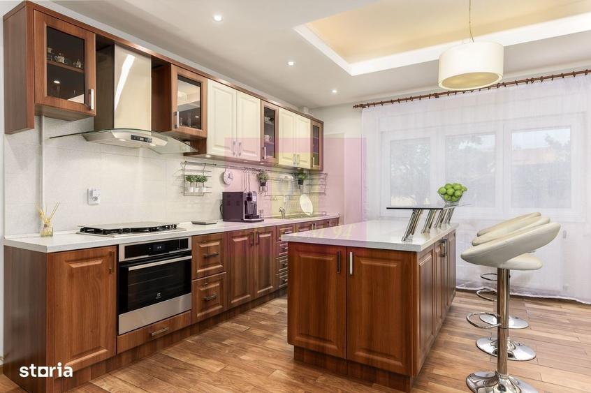 Casă cu 4 camere cu Teren 510 Mp în Lacul Tei