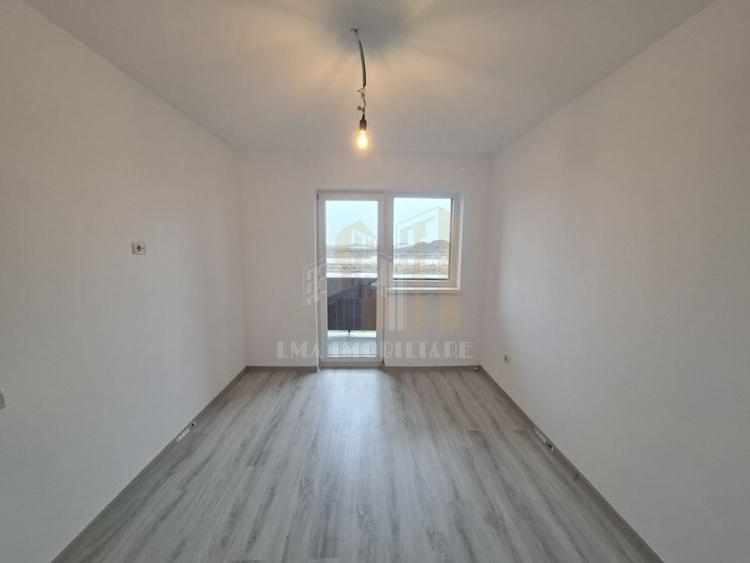 Apartament cu 2 camere semidecomandat în Sânpetru